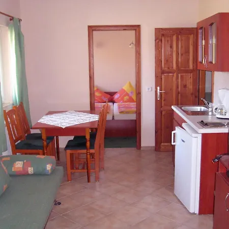 Apartament Balla *
