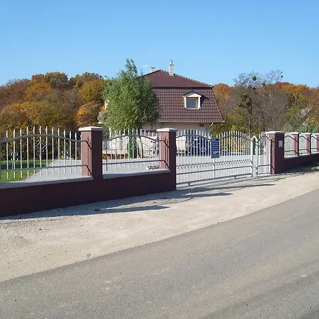 Balla Apartament *