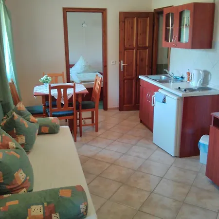 Apartament Balla *